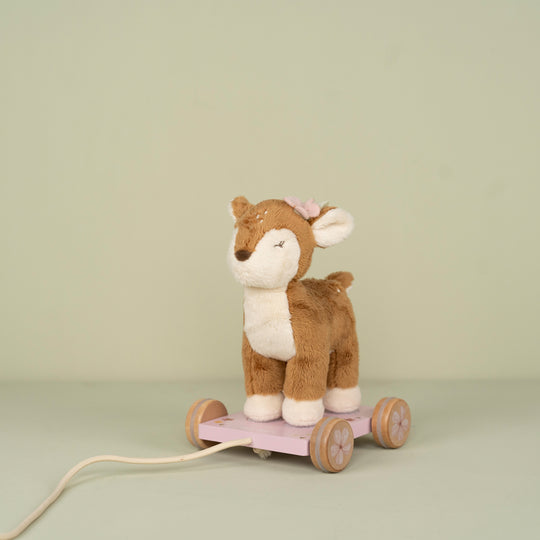 Little Dutch Fairy Garden Pull-Along Deer