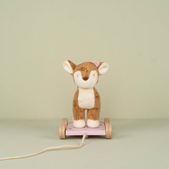 Little Dutch Fairy Garden Pull-Along Deer
