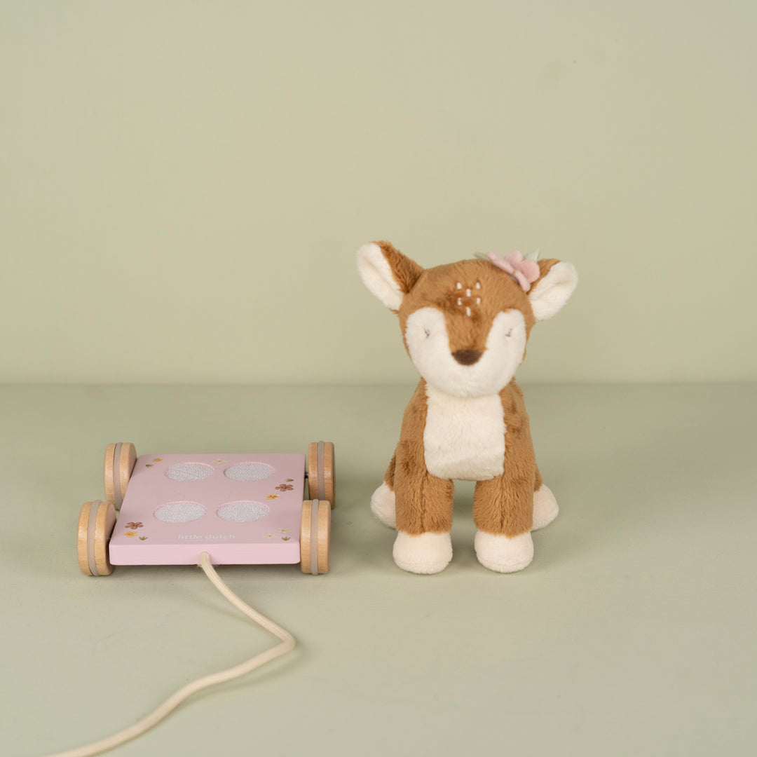 Little Dutch Fairy Garden Pull-Along Deer