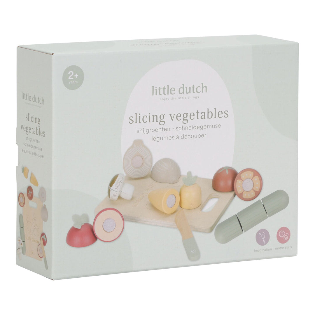 Little Dutch Cutting Vegetables