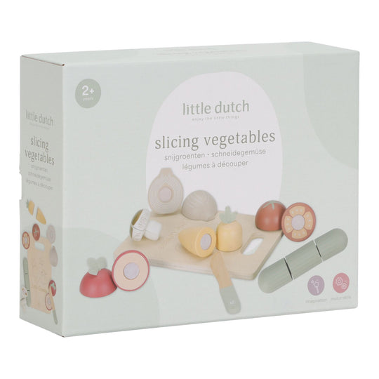 Little Dutch Cutting Vegetables