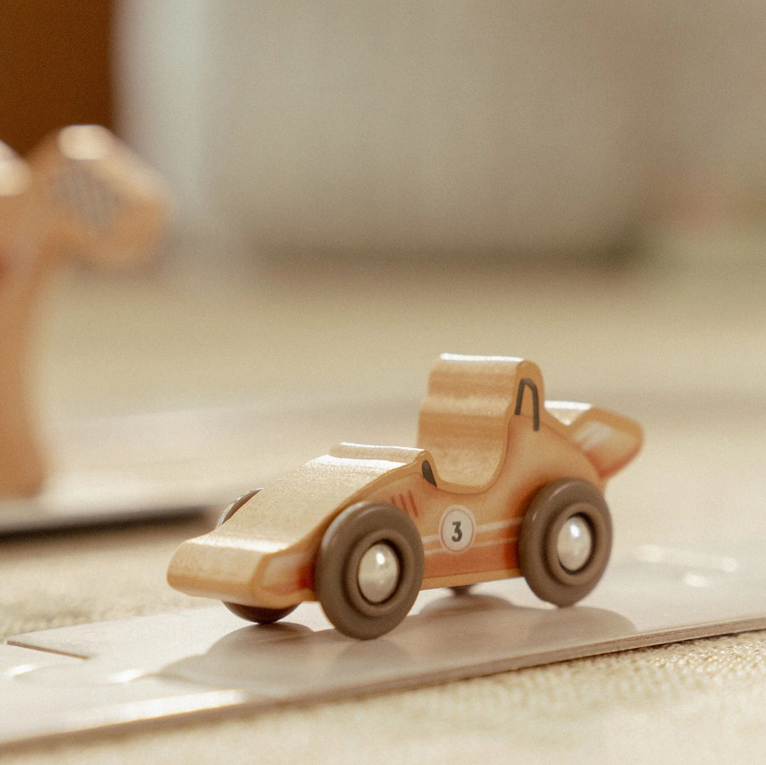 Little Dutch Play Case Race Track