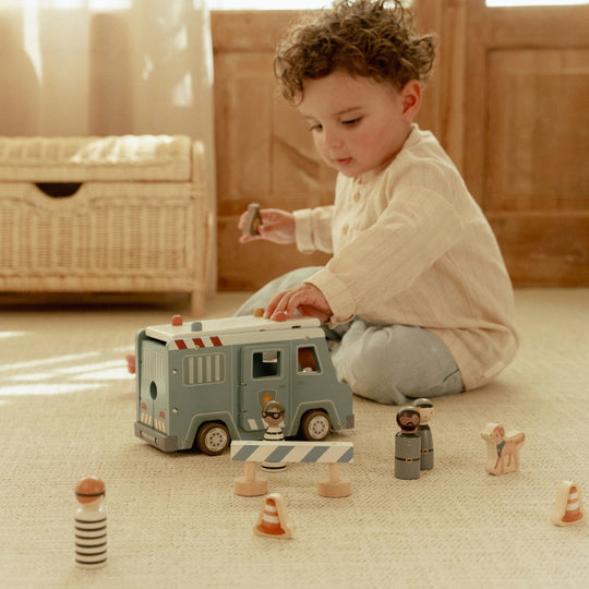 Little Dutch Police Van