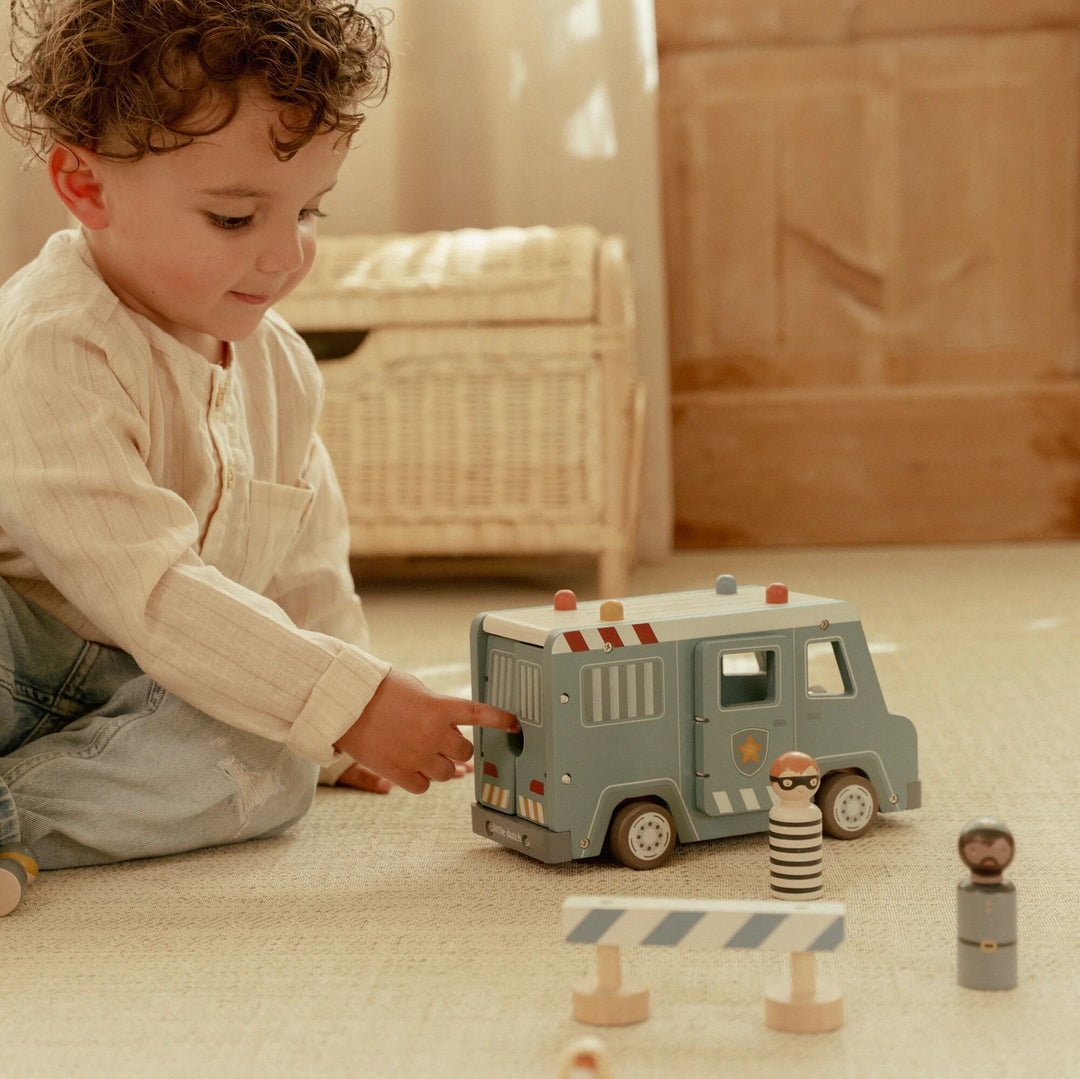 Little Dutch Police Van