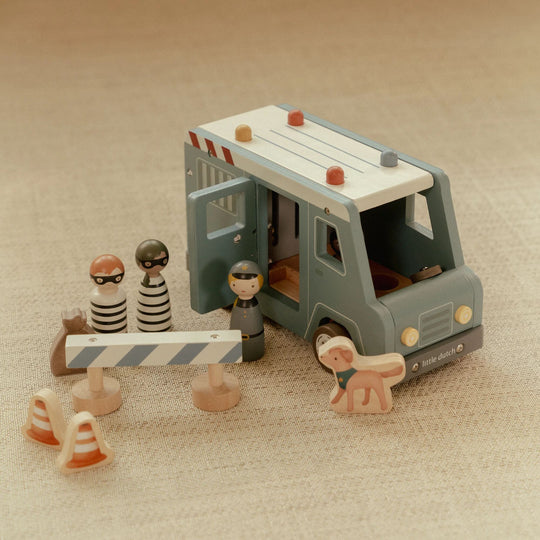 Little Dutch Police Van