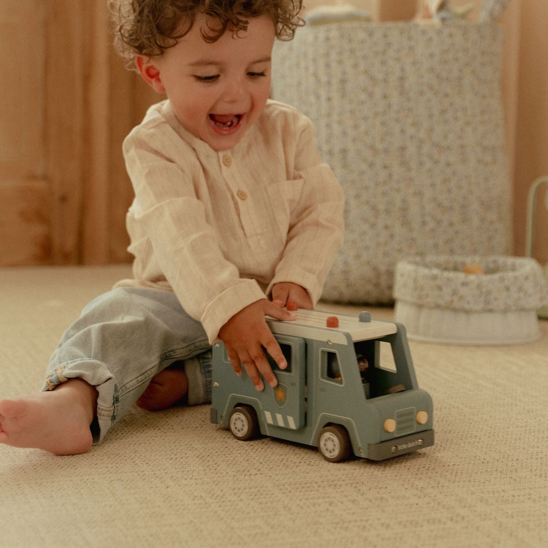 Little Dutch Police Van