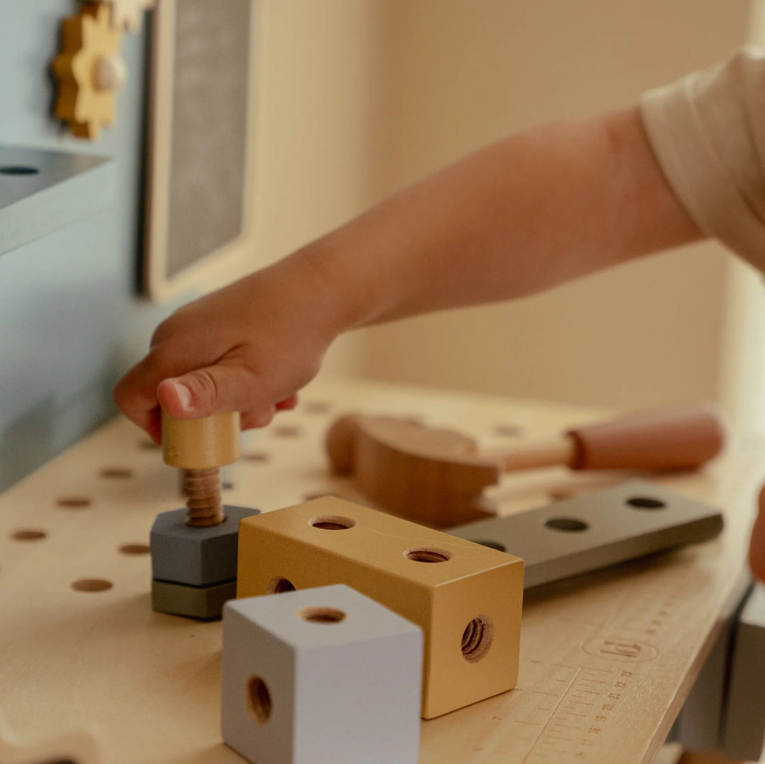 Little Dutch Workbench
