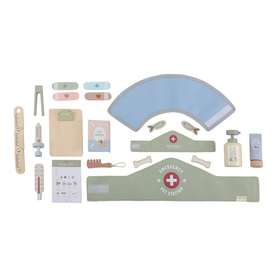 Little Dutch Wooden Veterinary Set