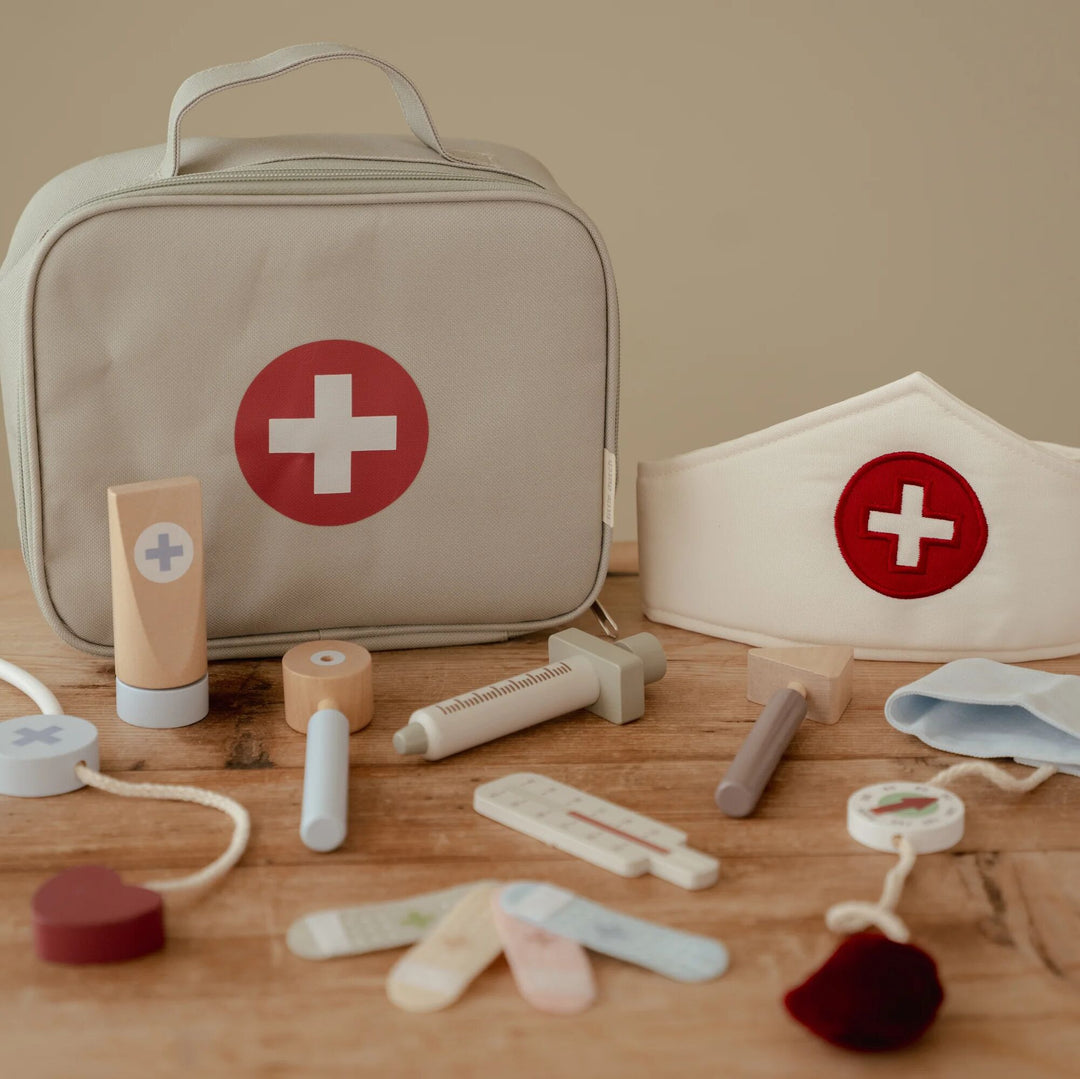 Little Dutch Doctor Set