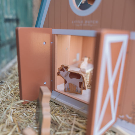 Little Farm Doll's House