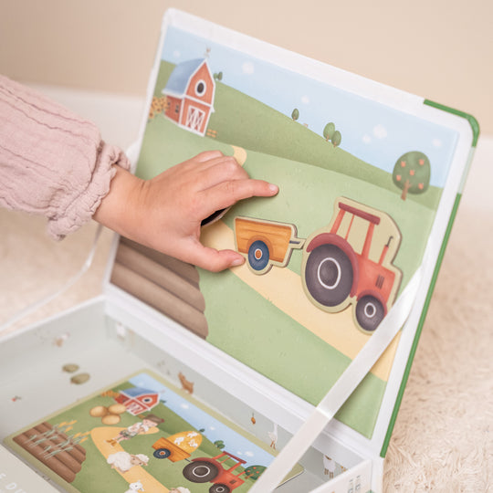 Little Farm Magnetic Playboard