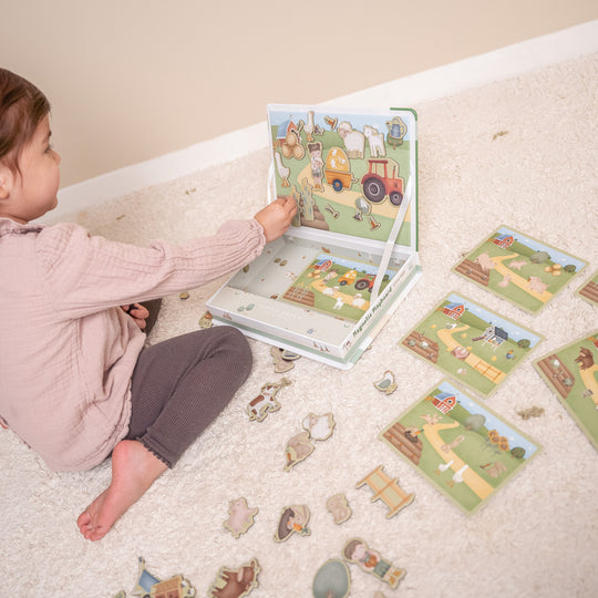 Little Farm Magnetic Playboard