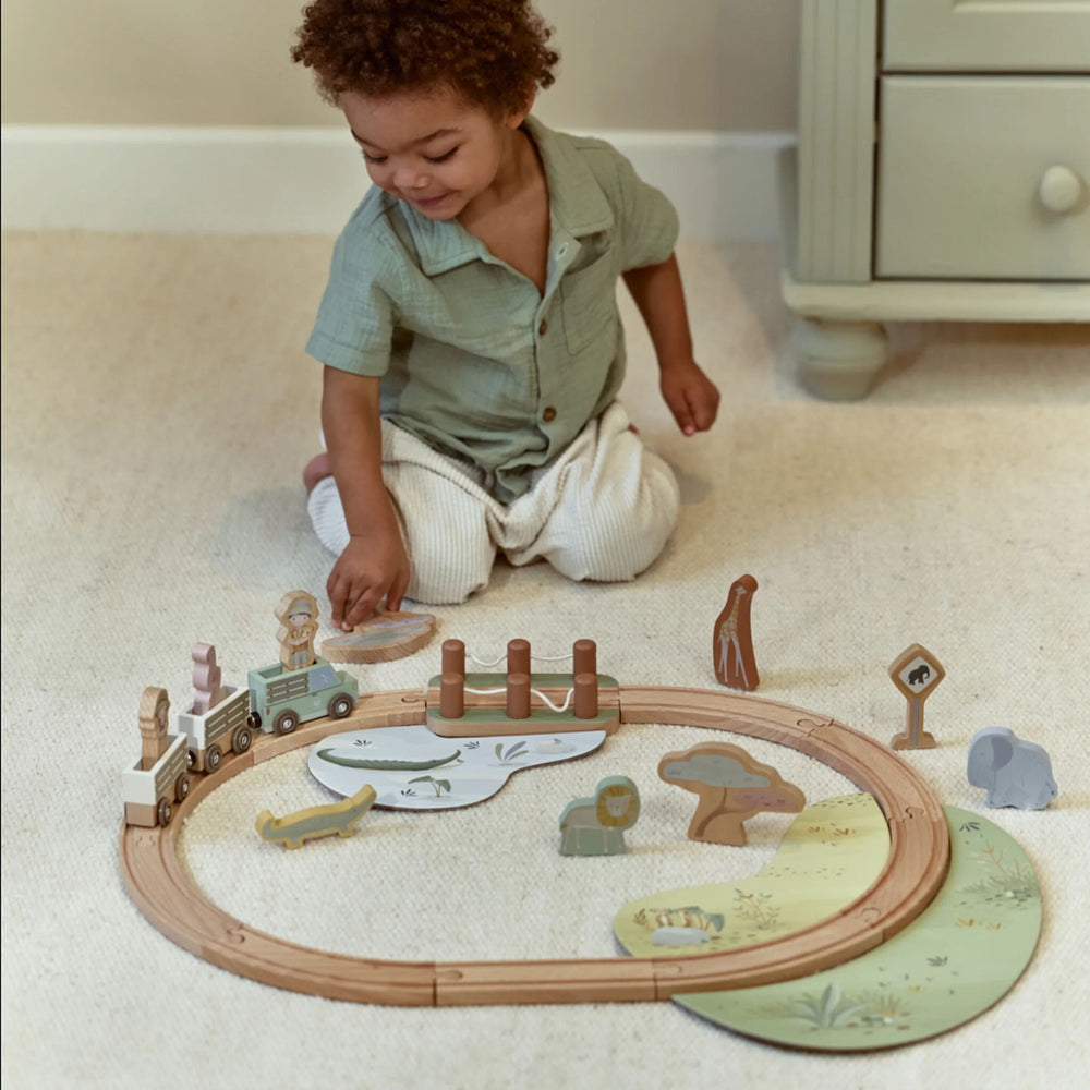 Safari Friends Wooden Train Set