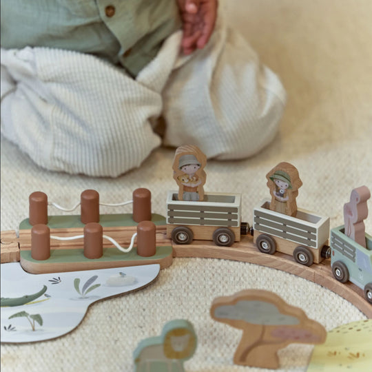 Safari Friends Wooden Train Set