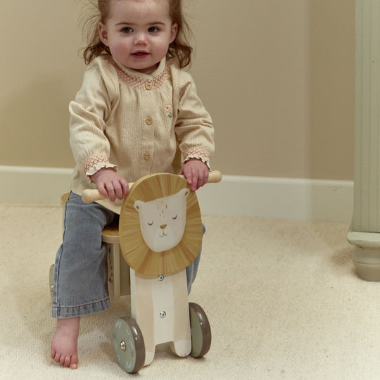 Safari Friends Ride-On Lion