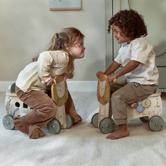 Safari Friends Ride-On Lion