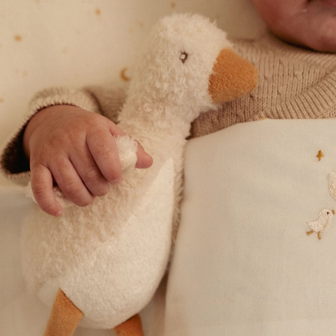 Little Dutch Cuddle Goose 17cm