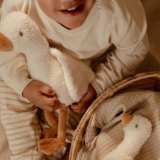 Little Dutch Cuddle Goose 25cm