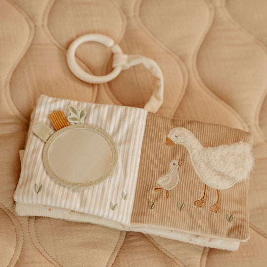 Little Dutch Goose Stroller Booklet