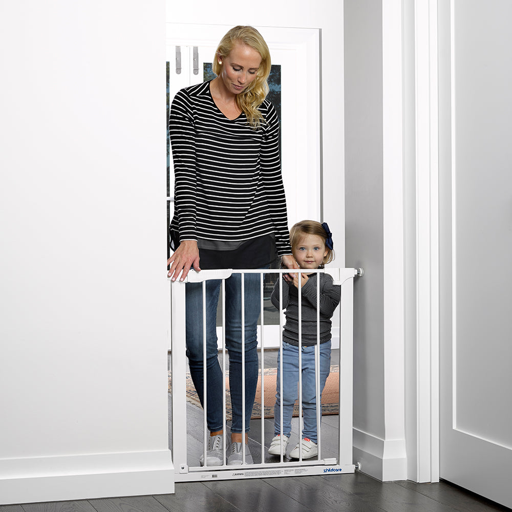 Assisted Auto Close Gate
