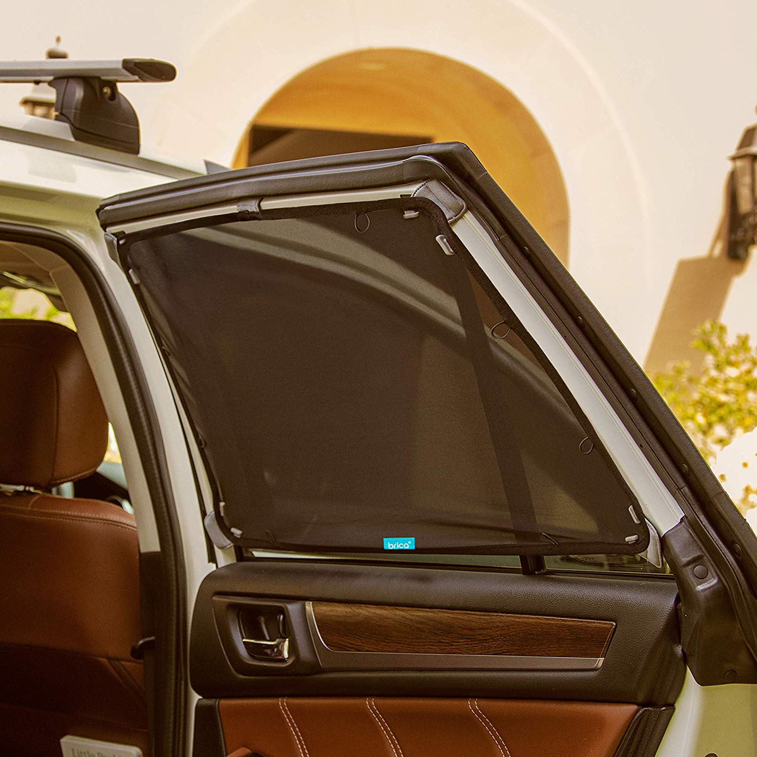 Stretch to store fit sunshade